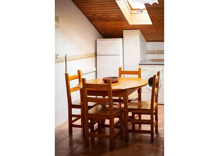 Apart-hotel Santa Justa 3*