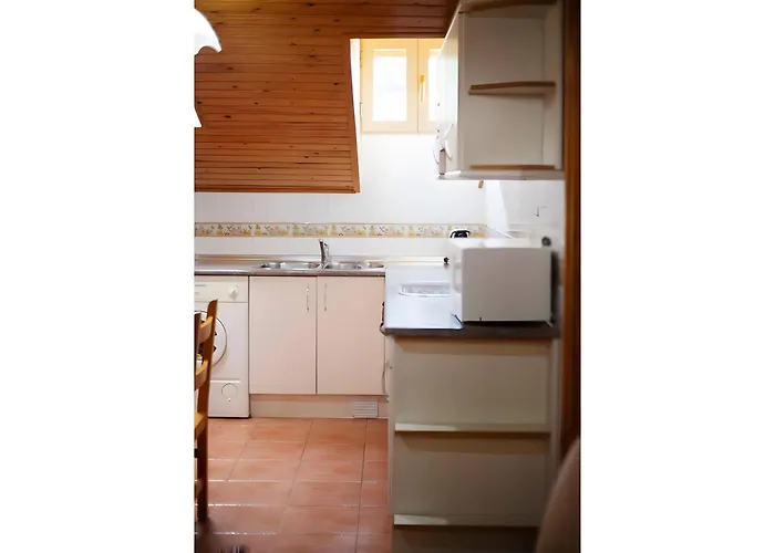 Apart-hotel Santa Justa Huesca